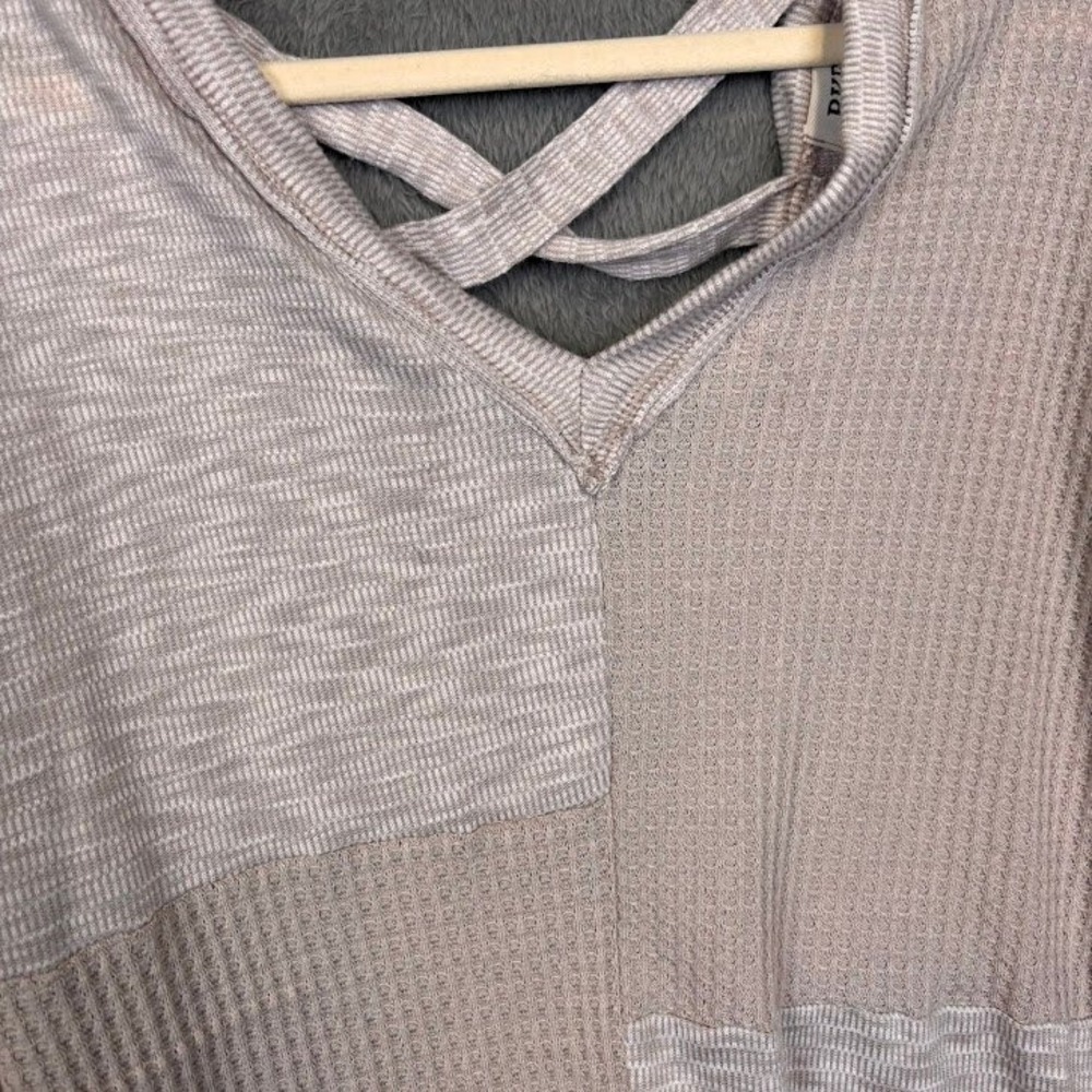 BKE Womens XS Mauve Patchwork Waffle Knit Strappy Back‎ V-Neck Top TKC3289-B - Picture 3 of 8